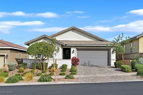 329 Silva Pl, Henderson, NV, 89011-5737 | Card Image
