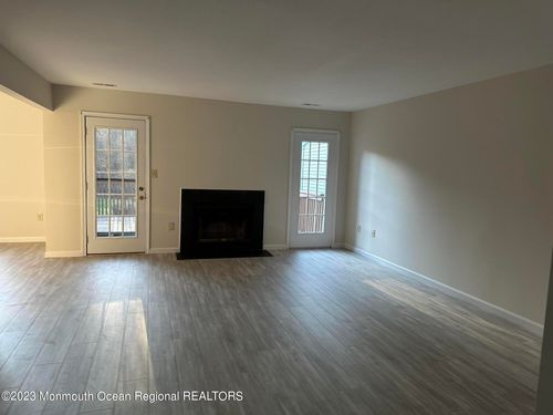 9 Hancock Ln, Manalapan, NJ, 07726-8903 | Card Image