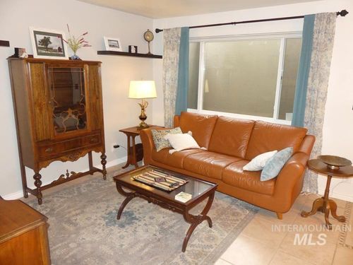 300 Mcbride St, Mccall, ID, 83638 | Card Image