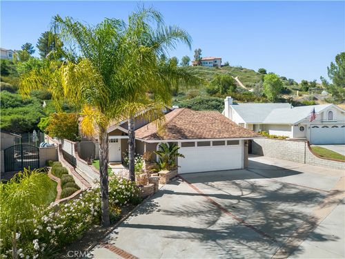 22825 Fir Ct, Santa Clarita, CA, 91390 | Card Image