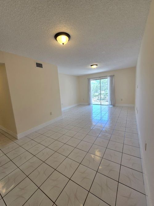 1-3b-4304 Nw 9th Ave, Deerfield Beach, FL, 33064-1756 | Card Image