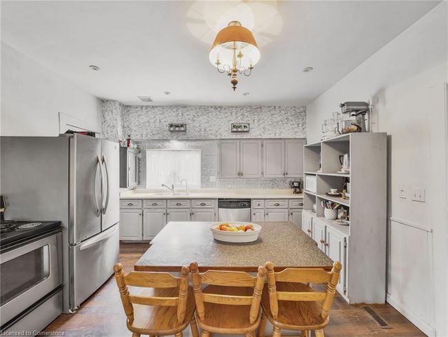 1225 Queenston Rd, House other with 5 bedrooms, 2 bathrooms and 6 parking in Cambridge ON | Image 16