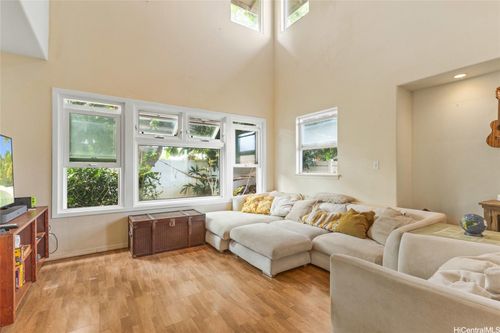 unit-1-87-109 Kulaaupuni St, Waianae, HI, 96792-4533 | Card Image