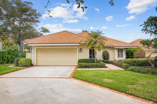 7040 Se Winged Foot Dr, Stuart, FL, 34997-8623 | Card Image