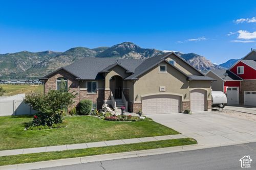 2246 225, Harrisville, UT, 84414-7371 | Card Image