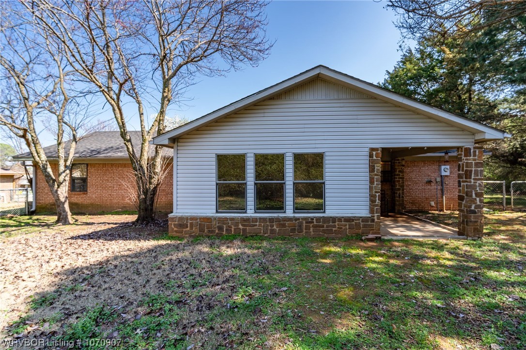 Residential in Poteau 4