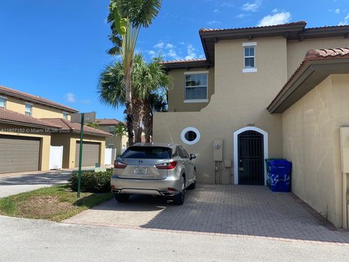 14664 Sw 14th St, Pembroke Pines, FL, 33027-6508 | Card Image
