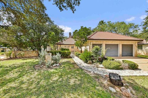 102 Birdie, Horseshoe Bay, TX, 78657-5725 | Card Image
