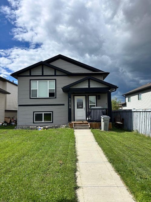 11570 76 Ave, Grande Prairie, AB, T8W0B6 | Card Image