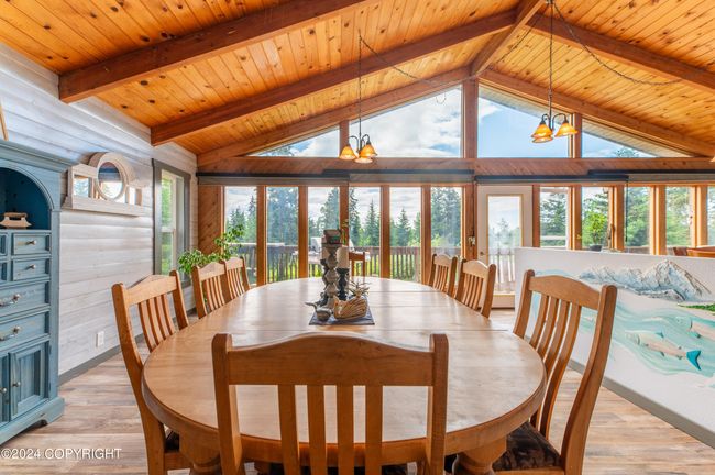 Large Dining Room | Image 29