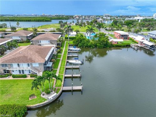 c7-330 Kon Tiki Dr, NAPLES, FL, 34113-8648 | Card Image