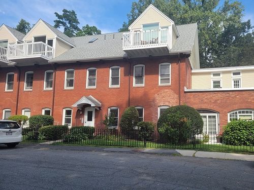 apt-1-53 Clark Ave, Northampton, MA, 01060-4062 | Card Image
