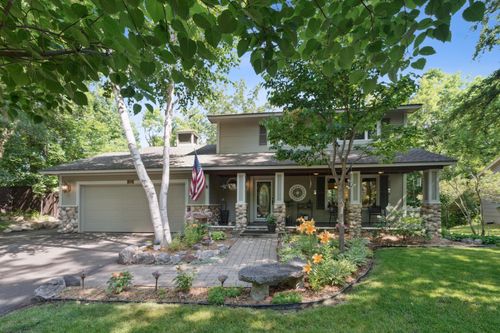 760 Bighorn Dr, Chanhassen, MN, 55317-9766 | Card Image