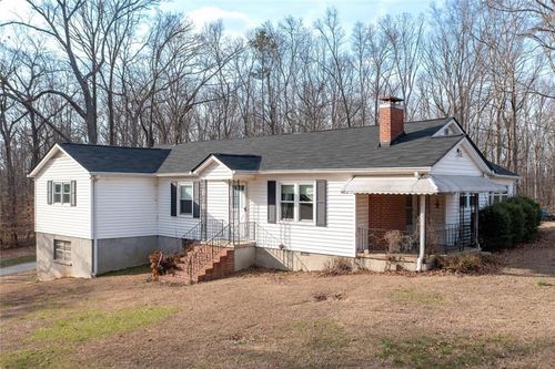 437 Cooper Lake Rd Se, Mableton, GA, 30126-1949 | Card Image