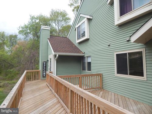 339 Green Meadow Ln, HORSHAM, PA, 19044-1988 | Card Image