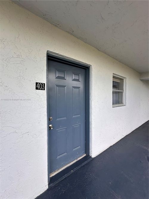 apt-403j-2800 Somerset Dr, Lauderdale Lakes, FL, 33311-9312 | Card Image