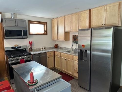 1 Nickwackett St, Rutland, VT, 05701-4005 | Card Image