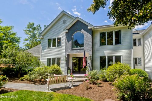 183 Loomis Ridge Rd, Westfield, MA, 01085 | Card Image