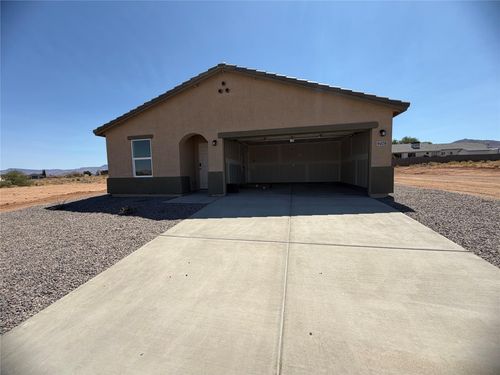 9478 N Branded Rd, Kingman, AZ, 86401-9549 | Card Image