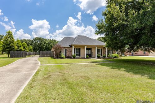16536 Ole Homestead Ln, Prairieville, LA, 70769-6275 | Card Image