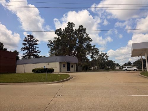 9330 Ellerbe Rd, Shreveport, LA, 71106-7441 | Card Image