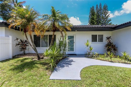 1110 S 14th Ave, Hollywood, FL, 33020-6420 | Card Image