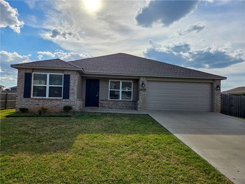2809 Bauer St, Pea Ridge, AR, 72751-7009 | Card Image