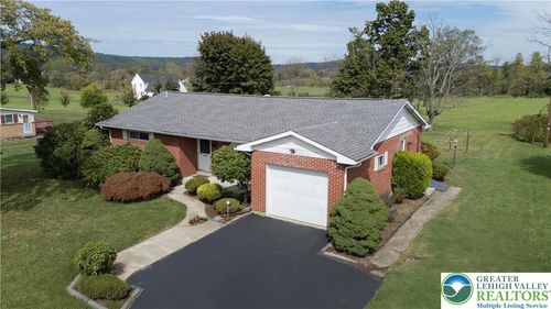 4479 N Sunset Dr, Coopersburg, PA, 18036-9446 | Card Image