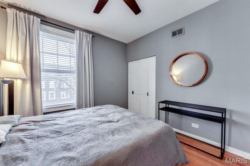 apt-2w-4928 Buckingham Ct, Saint Louis, MO, 63108-1442 | Card Image