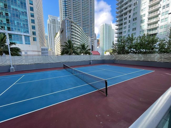 APT-1707 - 1155 Brickell Bay Dr, Condo with 1 bedrooms, 1 bathrooms and null parking in Miami FL | Image 12