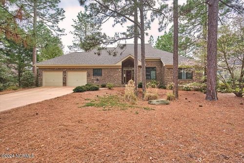 38 Pinebrook Dr, Pinehurst, NC, 28374-6821 | Card Image