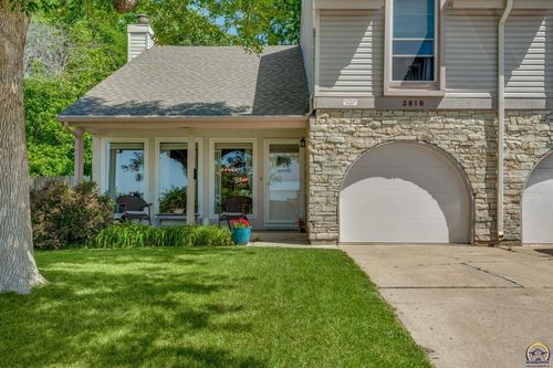 2618 Sw 30th St, Topeka, KS, 66611-1713 | Card Image