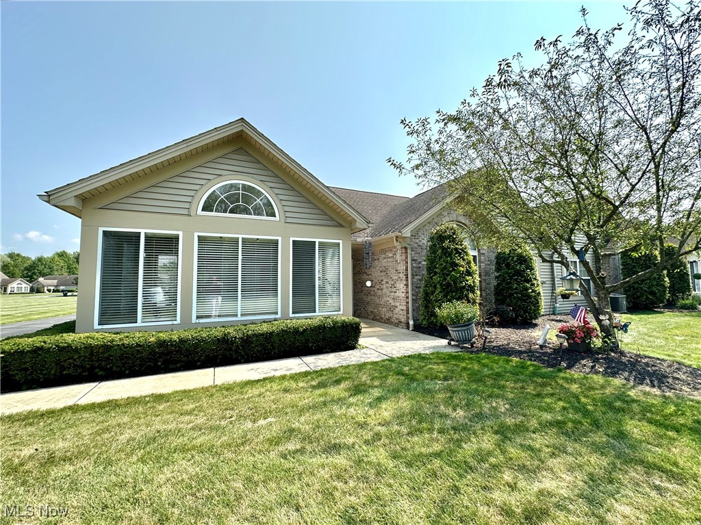 Willow Brook Dr, Warren, OH 44483