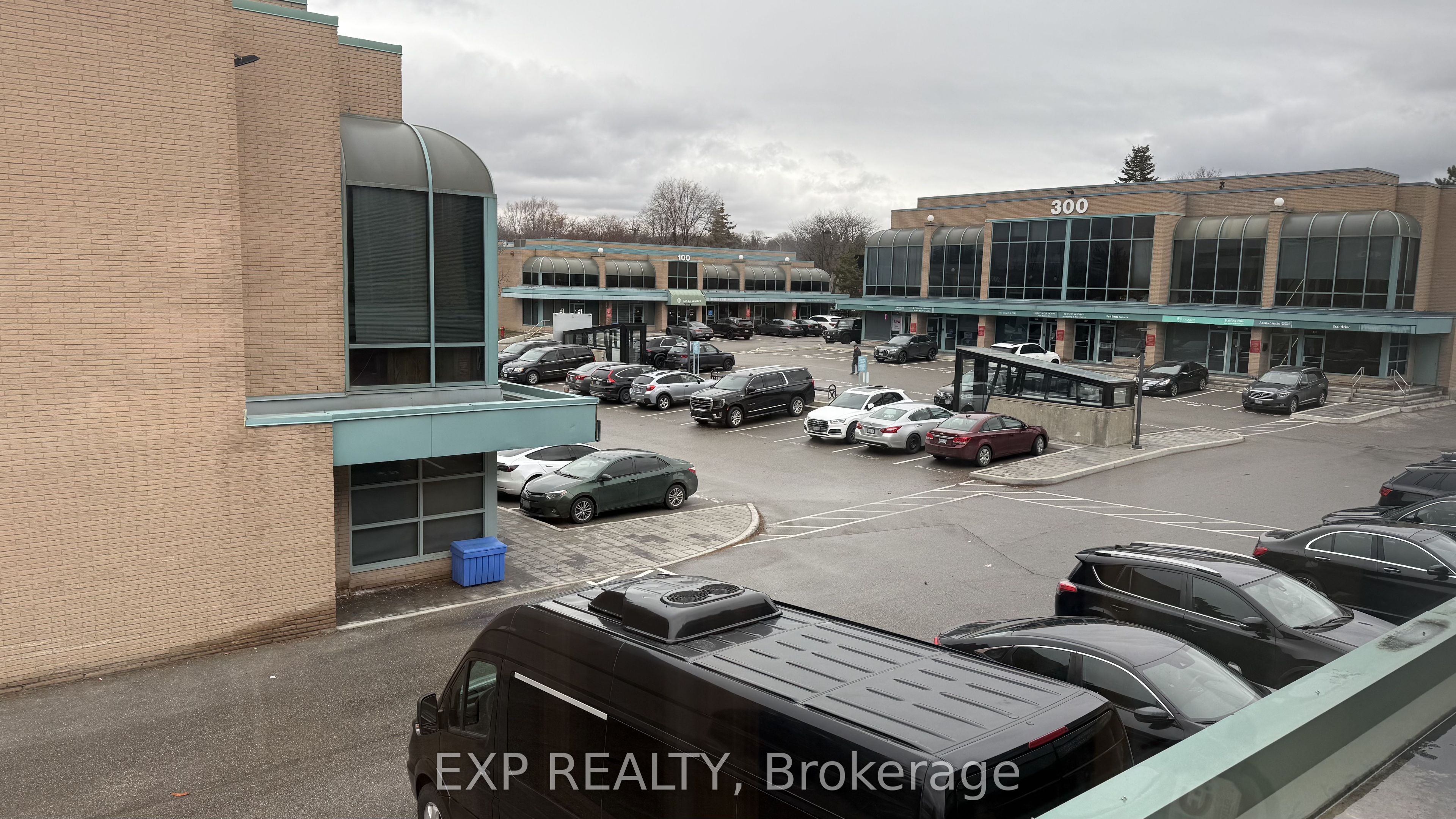 Commercial Lease in Toronto C13 2
