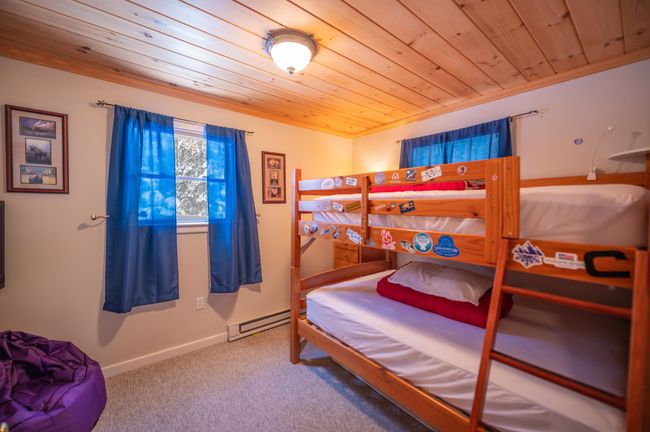 48 Upper Highlands Loop, House other with 5 bedrooms, 2 bathrooms and null parking in West Dover VT | Image 17