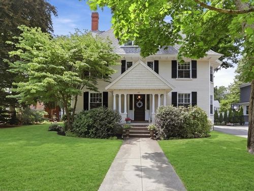 42 Wildwood St, Winchester, MA, 01890-1750 | Card Image