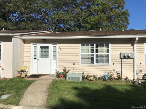 unit-d-405 Woodbridge Dr, Ridge, NY, 11961-1148 | Card Image