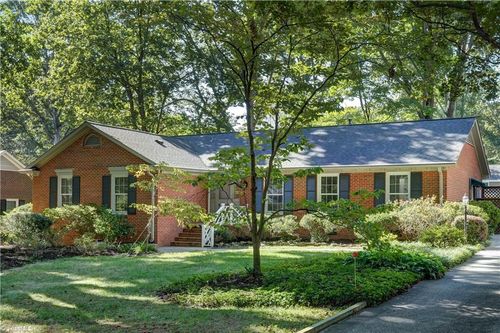 3003 Round Hill Rd, Greensboro, NC, 27408-3712 | Card Image