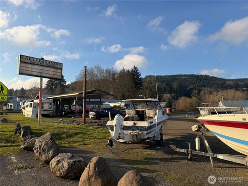 16860 Highway 112, Clallam Bay, WA, 98326 | Card Image
