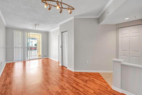 2802-17150 N Bay Rd, Sunny Isles Beach, FL, 33160-3413 | Card Image