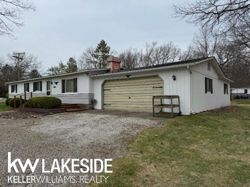 5740 Pine Dr, Caseville, MI, 48725-9763 | Card Image