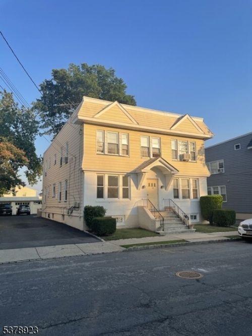 14 Nelson Pl, Maplewood, NJ, 07040-3050 | Card Image
