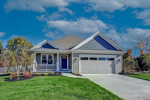 l90-4543 Camp Rd, Hamburg, NY, 14075-2532 | Card Image