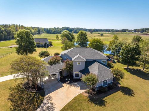 700 Keough Dr, Piperton, TN, 38017-5250 | Card Image