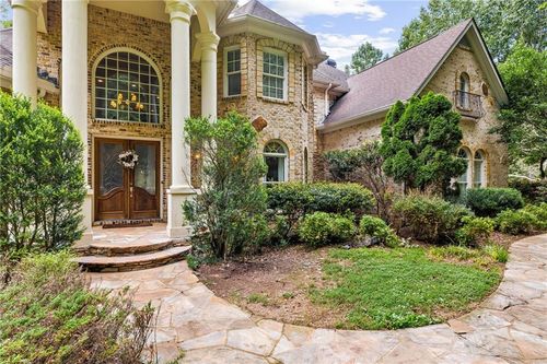 221 Allmond Ln, Alpharetta, GA, 30004-2421 | Card Image