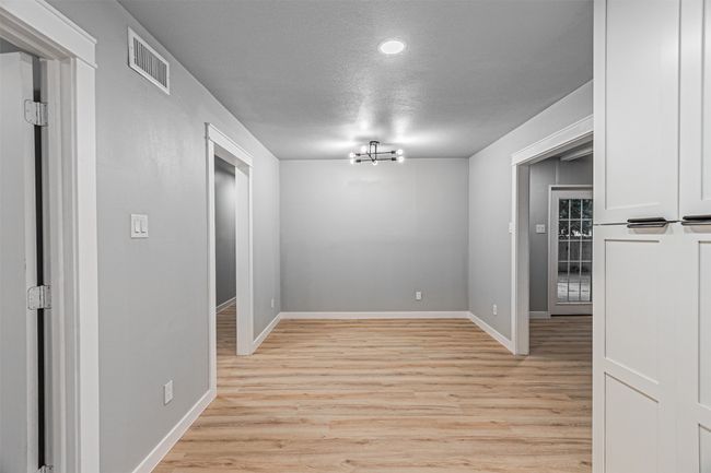 608 Laurel St, House other with 3 bedrooms, 2 bathrooms and null parking in Lancaster TX | Image 4