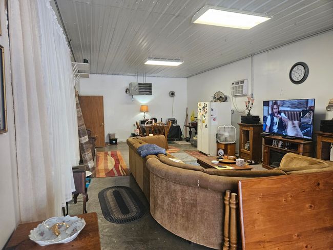 8970 Wigent Rd, House other with 1 bedrooms, 1 bathrooms and null parking in Reading MI | Image 5