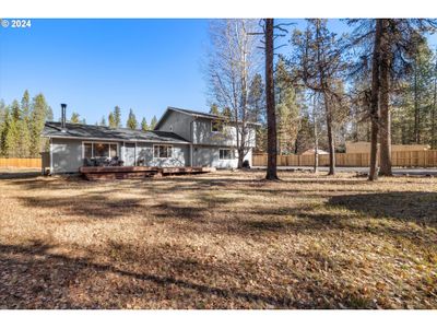 17250 Beverly Ln, Home with 4 bedrooms, 2 bathrooms and 2 parking in Bend OR | Image 1