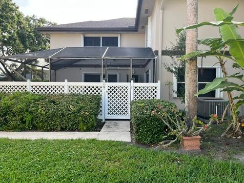 d-11 Amherst Ct, Royal Palm Beach, FL, 33411-7918 | Card Image
