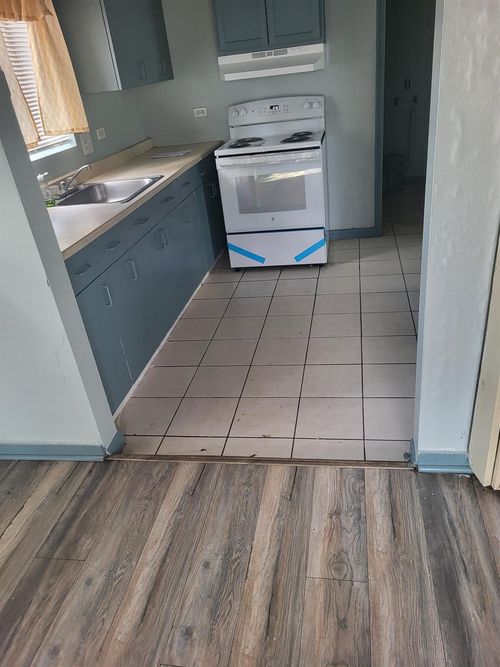 322 Poplar Avenue, Manteca, CA, 95336 | Card Image